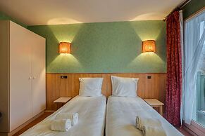 Brit Hotel Florimont