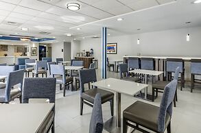 Comfort Inn & Suites Troutville - Roanoke North / Daleville
