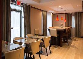 Hampton Inn by Hilton Toronto-Mississauga West