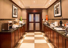 Hampton Inn by Hilton Toronto-Mississauga West