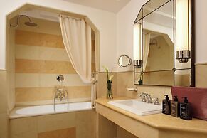Grand Hotel Savoia