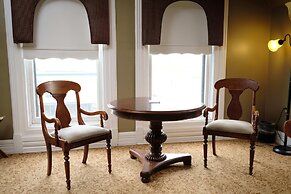 The Inn on Ferry Street