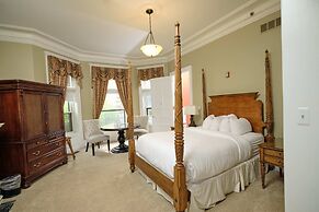 The Inn on Ferry Street