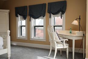 The Inn on Ferry Street