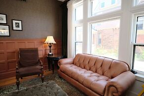 The Inn on Ferry Street