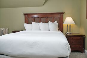 The Inn on Ferry Street