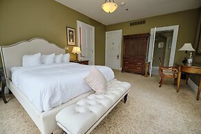 The Inn on Ferry Street