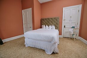 The Inn on Ferry Street