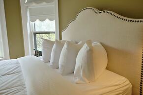 The Inn on Ferry Street