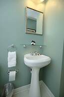 The Inn on Ferry Street