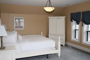 The Inn on Ferry Street