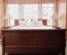 The Inn on Ferry Street