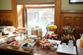 The Inn on Ferry Street