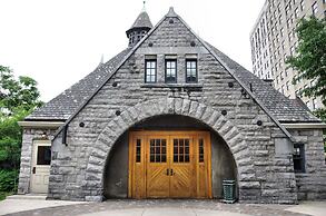 The Inn on Ferry Street