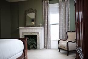 The Inn on Ferry Street