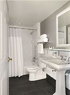 Courtyard by Marriott St. Louis Downtown/Convention Center