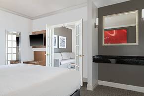 Courtyard by Marriott St. Louis Downtown/Convention Center