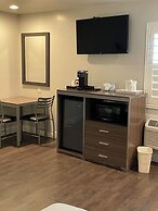 Stargazer Inn and Suites