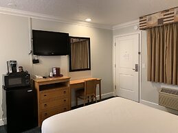 Stargazer Inn and Suites