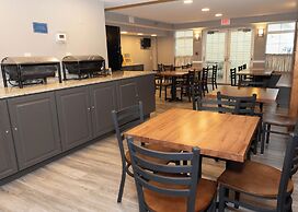 D. Hotel Suites & Spa