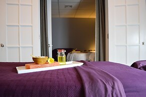 D. Hotel Suites & Spa