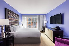 OPUS Hotel Vancouver