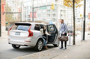 OPUS Hotel Vancouver