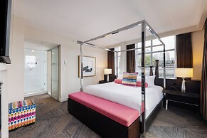 OPUS Hotel Vancouver