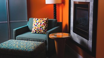 OPUS Hotel Vancouver