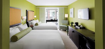 OPUS Hotel Vancouver