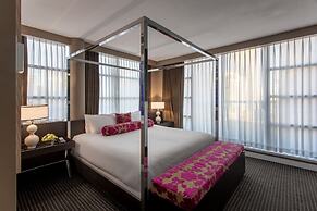 OPUS Hotel Vancouver