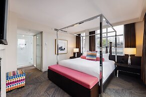 OPUS Hotel Vancouver