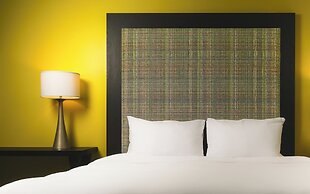 OPUS Hotel Vancouver