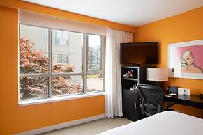 OPUS Hotel Vancouver