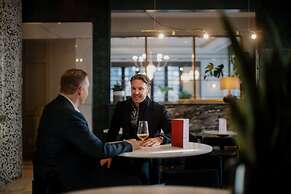 OPUS Hotel Vancouver