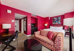 OPUS Hotel Vancouver