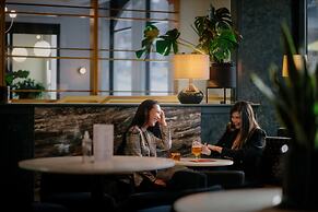 OPUS Hotel Vancouver