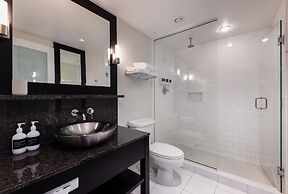 OPUS Hotel Vancouver