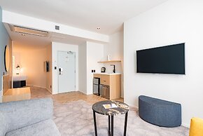 Legacy Airedale Hotel Auckland