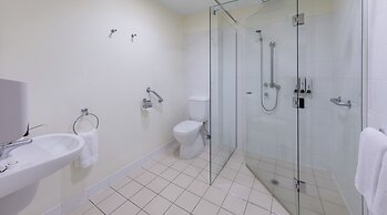 Park Regis Griffin Suites