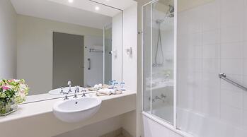 Park Regis Griffin Suites