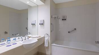 Park Regis Griffin Suites