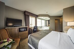 Monte Carlo Inn Airport Suites