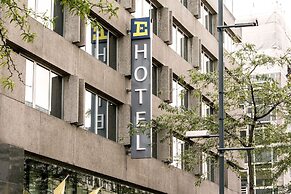 Leonardo Hotel Eindhoven City Center