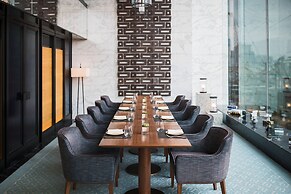 Renaissance Hong Kong Harbour View Hotel