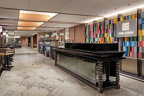 Renaissance Hong Kong Harbour View Hotel