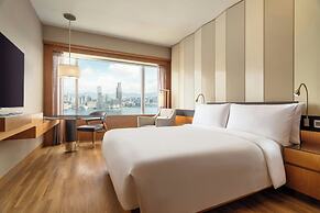 Renaissance Hong Kong Harbour View Hotel