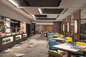 Renaissance Hong Kong Harbour View Hotel