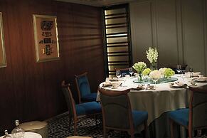 Renaissance Hong Kong Harbour View Hotel