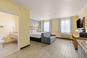 Days Inn & Suites by Wyndham Euless DFW Airport South